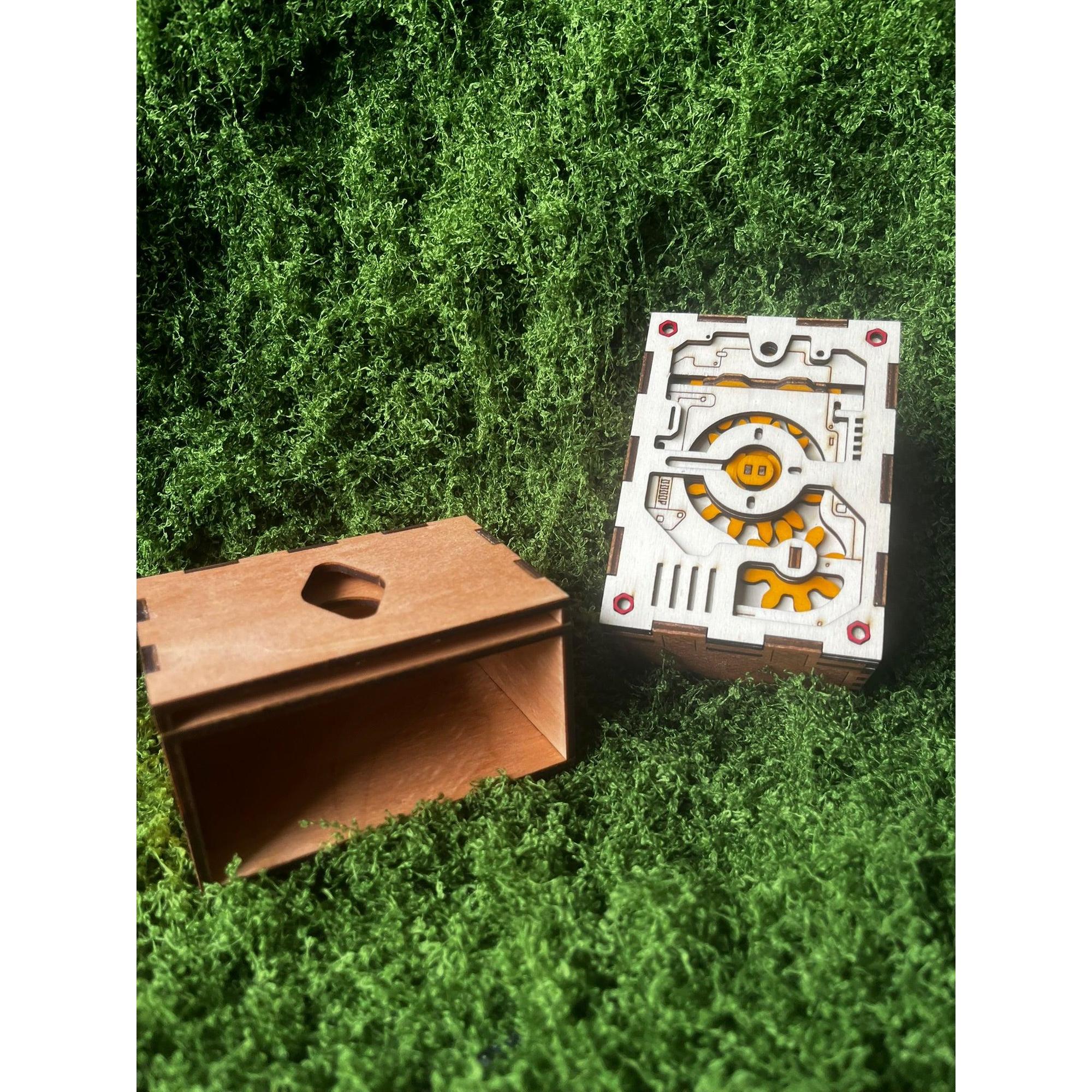 Aufbewahrungsbox mit Zahnradmechanik