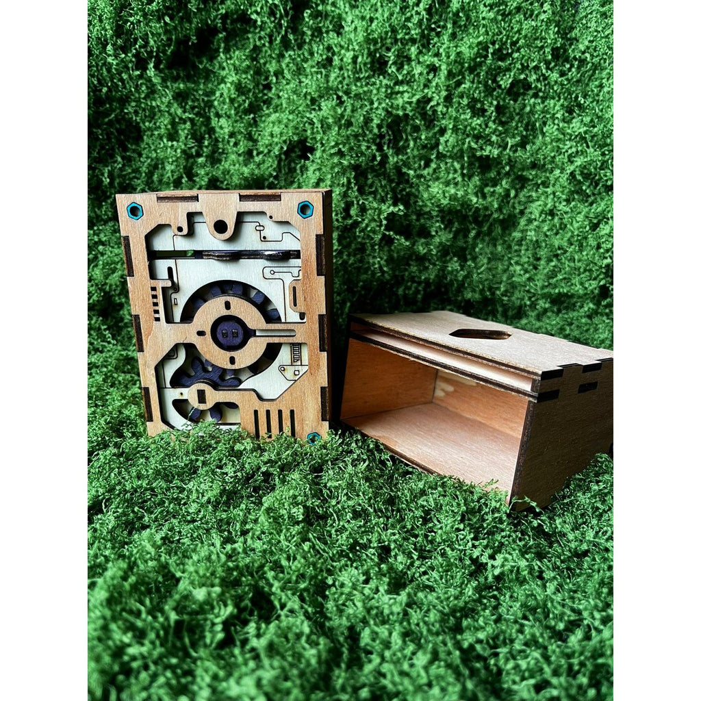 Aufbewahrungsbox mit Zahnradmechanik